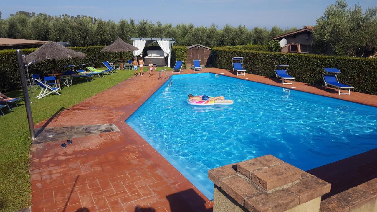Podere Campi Al Mare 多诺然蒂克 外观 照片